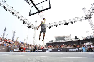 Player dunking, dunk contest, 2014 World Tour Beijing, 3x3game, 2-3 August.
