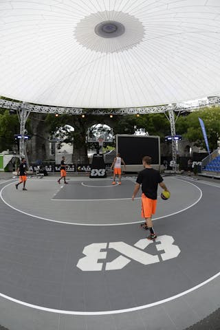 Warming up, FIBA 3x3 World Tour Lausanne 2014, 29-30 August.
