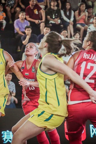 13 Cecilia Toth (HUN) - 10 Kelly Bowen (AUS) - Australia v Hungary, 2016 FIBA 3x3 World Championships - Women, Pool, 13 October 2016