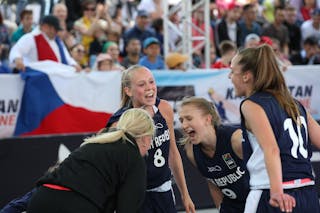 11 Anna Pavlicová (CZE) - 10 Sára Krumpholcová (CZE) - 9 Terezie Frgalová (CZE) - 8 Erika Vitásková (CZE) - New Zealand v Czech Republic, 2016 FIBA 3x3 U18 World Championships - Women, Last 8, 5 June 2016