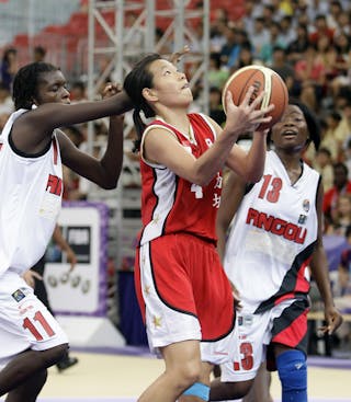 Angola vs Singapore, Day 4 of the FIBA Basketball 3 on 3, during the Singapore 2010 Youth Olympic Games. 18/08/2010 Boys/Girls preliminary round.