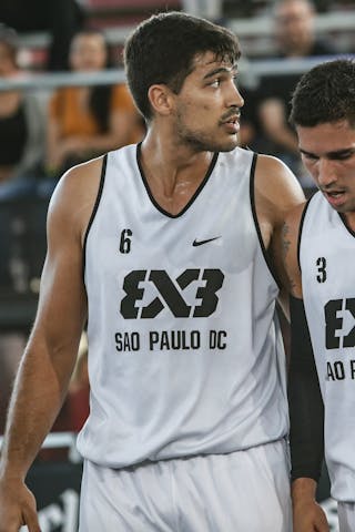 6 André Ferros (BRA) - 3 Luiz Soriani (BRA)