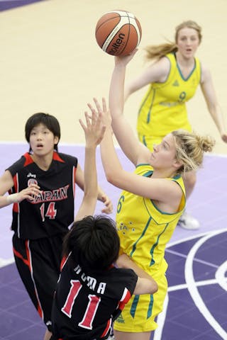 Australia vs Japan, Day 3 of the FIBA Basketball 3 on 3, during the Singapore 2010 Youth Olympic Games. 17/08/2010 Boys/Girls preliminary round.