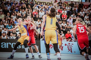 8 Tereza Vorlová (CZE) - 12 Anca Sipos (ROU) - Romania v Czech Republic, 2016 FIBA 3x3 World Championships - Women, Pool, 14 October 2016