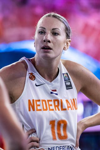 10 Natalie Van Den Adel (NED)