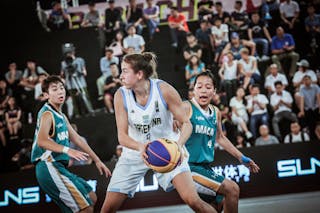 4 I Tong Mak (MAC) - 9 Celia Fiorotto (ARG) - Argentina v Macau, 2016 FIBA 3x3 World Championships - Women, Pool, 11 October 2016