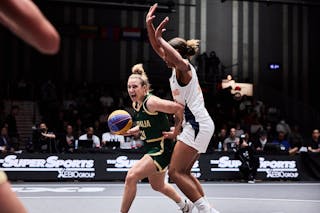 33 Lauren Mansfield (AUS) - Netherlands vs Australia