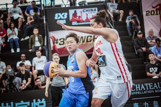 10 Aitana Cuevas Mediavilla (ESP) - 8 Li-yun Wang (TPE) - Spain v Chinese Taipei, 2016 FIBA 3x3 World Championships - Women, Pool, 11 October 2016