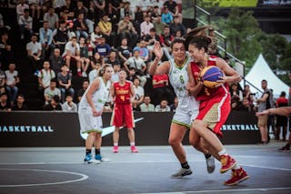 9 Terai Sadler (COK) - 6 Meng Jie 梦洁 Li (CHN) - Cook Islands v China, 2016 FIBA 3x3 World Championships - Women, Pool, 12 October 2016