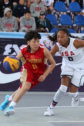 6 Yi Fan 一凡 Liang 梁 (CHN) - 6 Jaelyn Brown (USA) - USA v China, 2016 FIBA 3x3 U18 World Championships - Women, Last 8, 5 June 2016