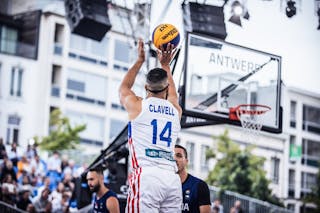14 Gilberto Clavell (PUR)